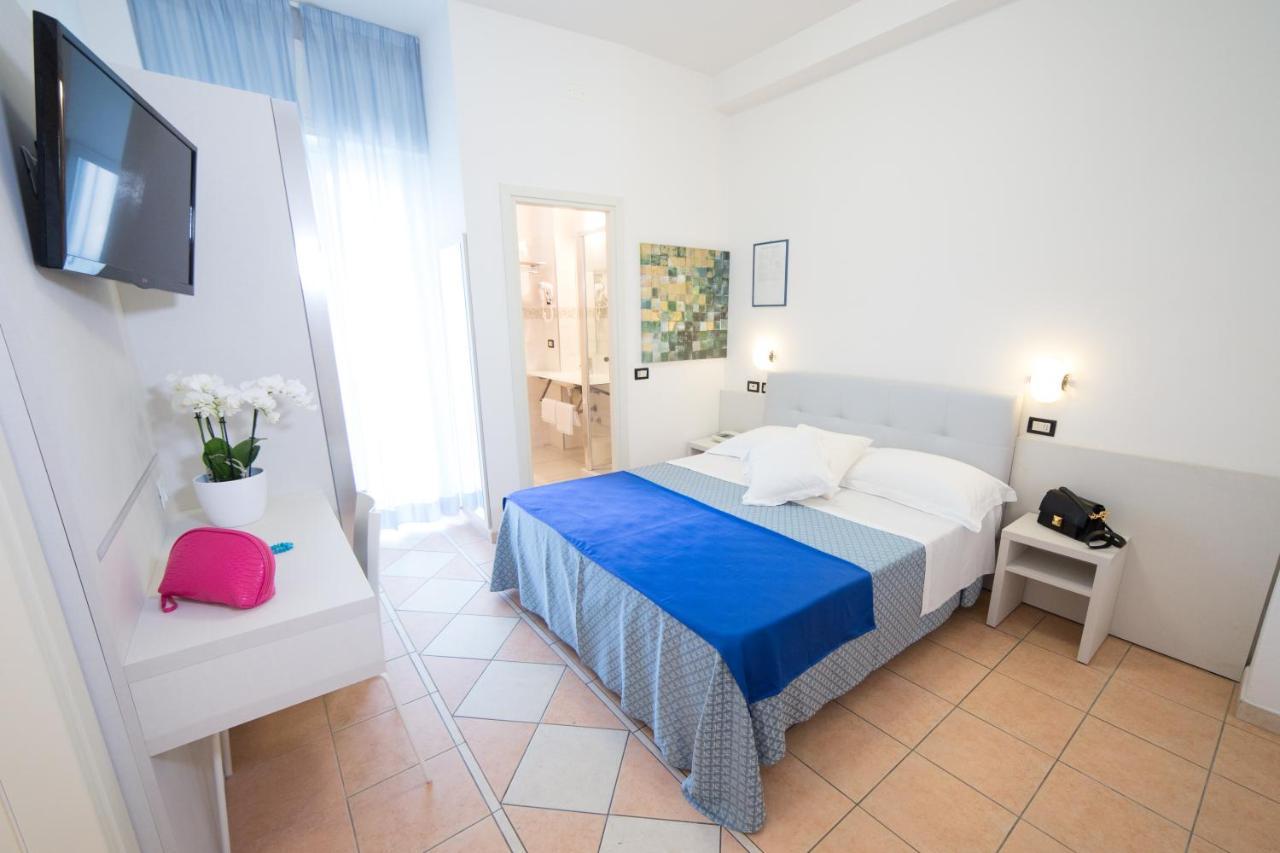 Hotel Elite Cattolica Zewnętrze zdjęcie