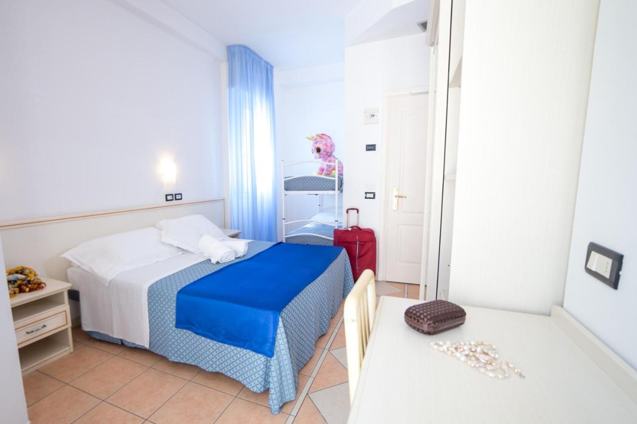 Hotel Elite Cattolica Zewnętrze zdjęcie