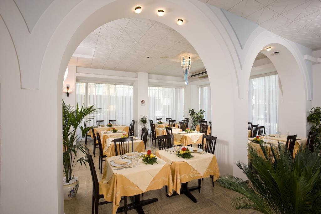 Hotel Elite Cattolica Zewnętrze zdjęcie