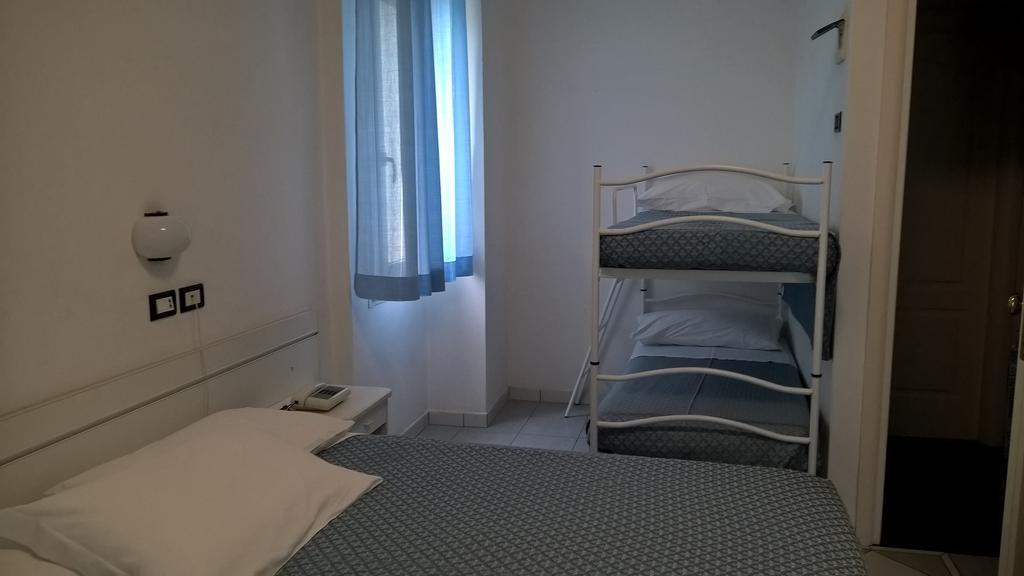 Hotel Elite Cattolica Pokój zdjęcie